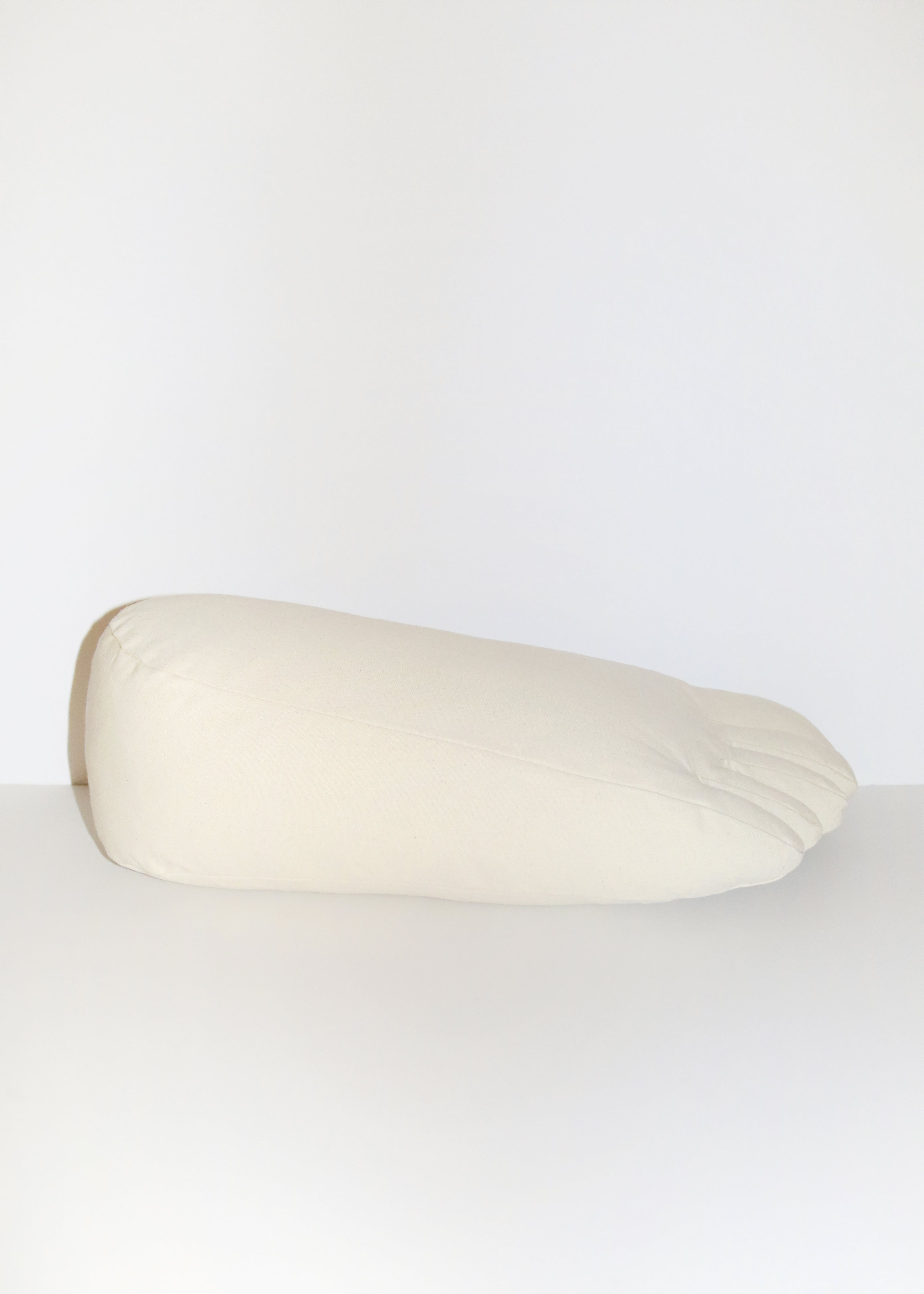 Pair of Feet in Cotton Canvas